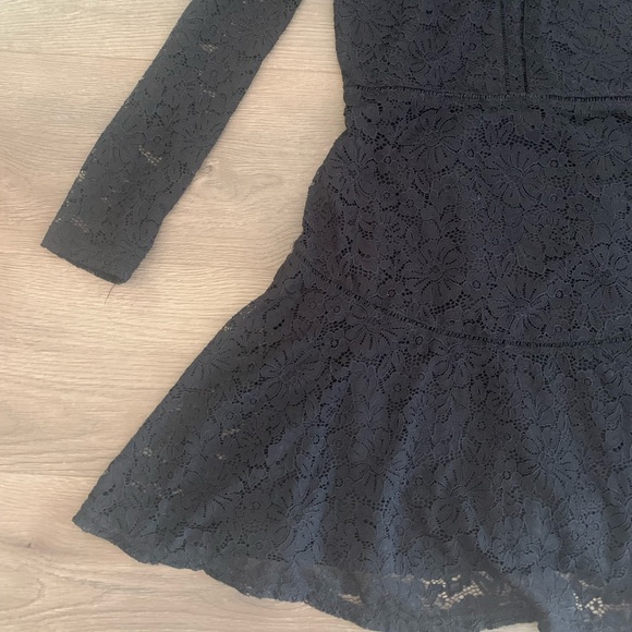 Guess lace dress - Picture 5 of 5